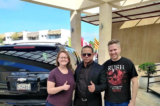 Transfers From All Place at La Romana Bayahibe <=> Sto Dgo (SDQ) - Meeting your driver at the start