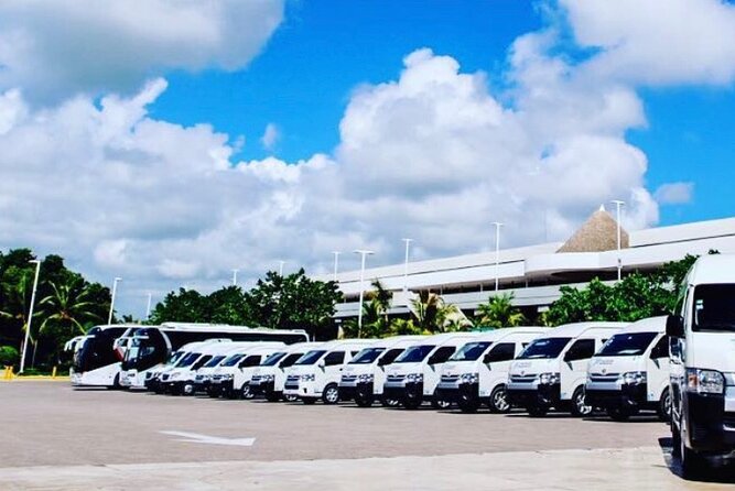 Transfers of 1-6 people Punta Cana area - Dependability, communication, and driver quality