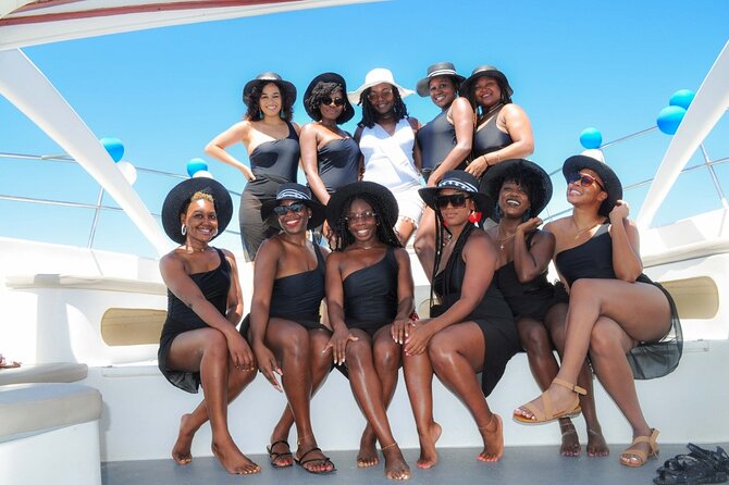 VIP Premium Yacht -Party Boat-Brunch - Food, drinks, and the biggest practical risk