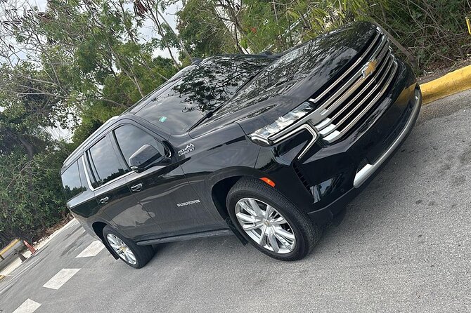 VIP SUV Airport Transfer From or To Uvero Alto - Comfort, water, and the small practical details