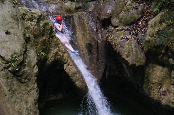 Waterfalls of Damajagua from Puerto Plata - Shoes, lockers, and what to pack