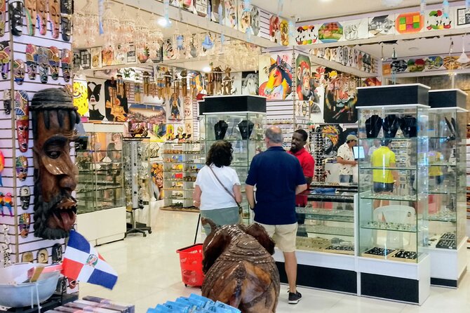 World Mart Souvenirs Store - Free Pick-up / Drop-off - What this Punta Cana souvenir visit is really about