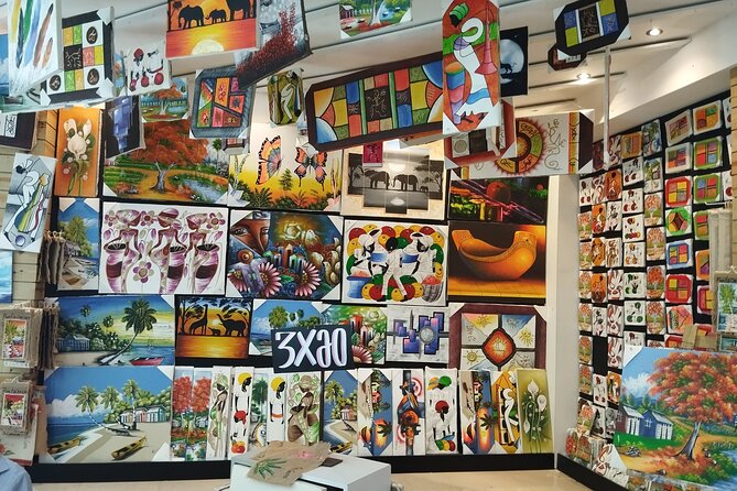 World Mart Souvenirs Store - Guided Tour - Three hours is enough time, but not a full cultural program