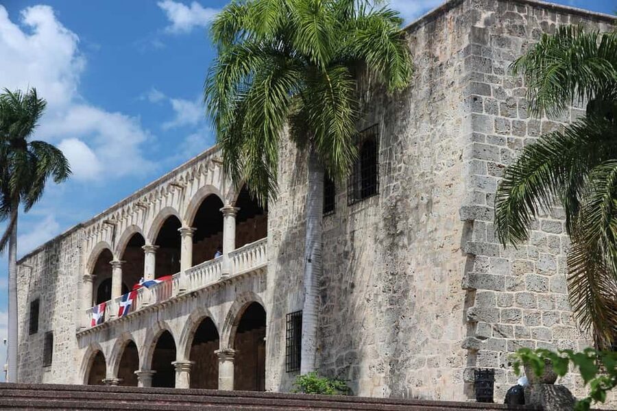 Zona Colonial Hictorical Tour with a local artist - Key points at a glance